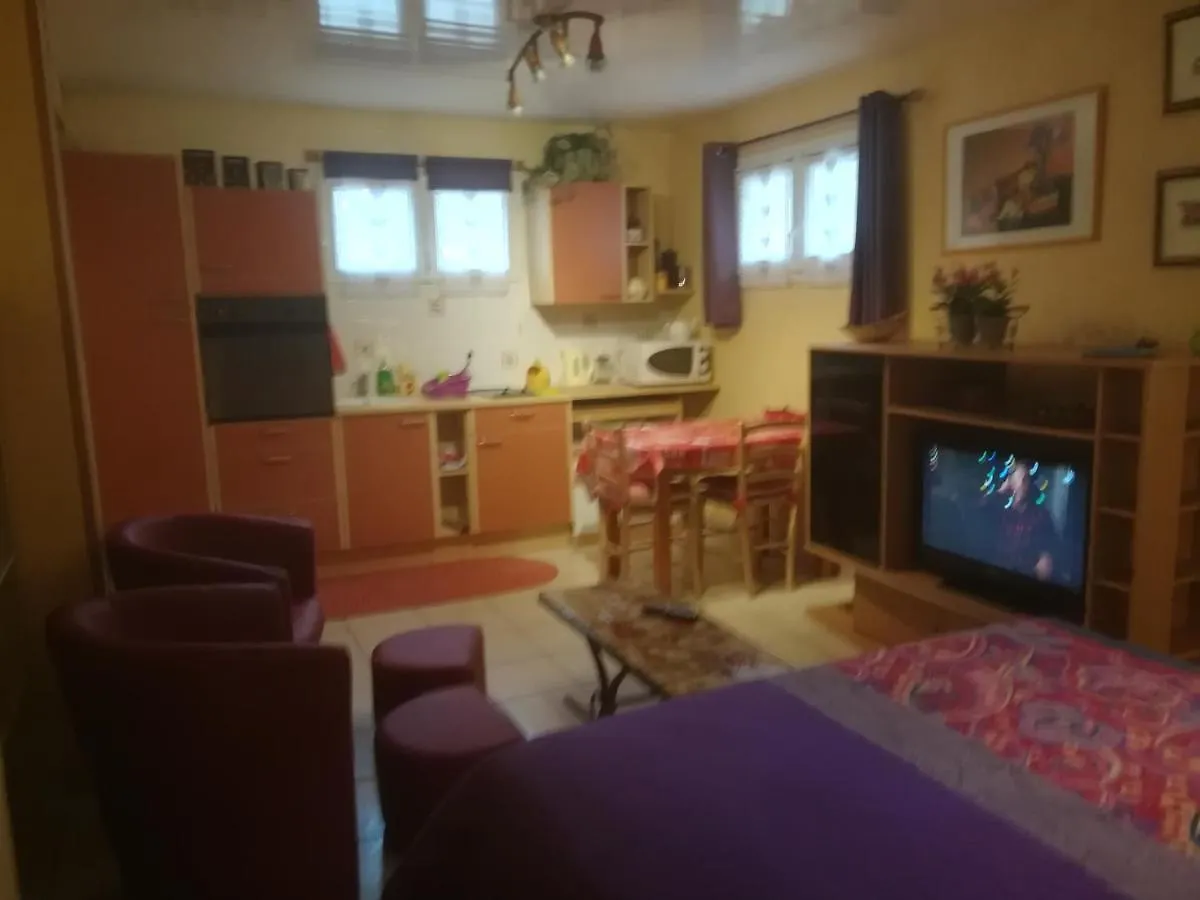 Maison Montricher-le-Bochet Γαλλία